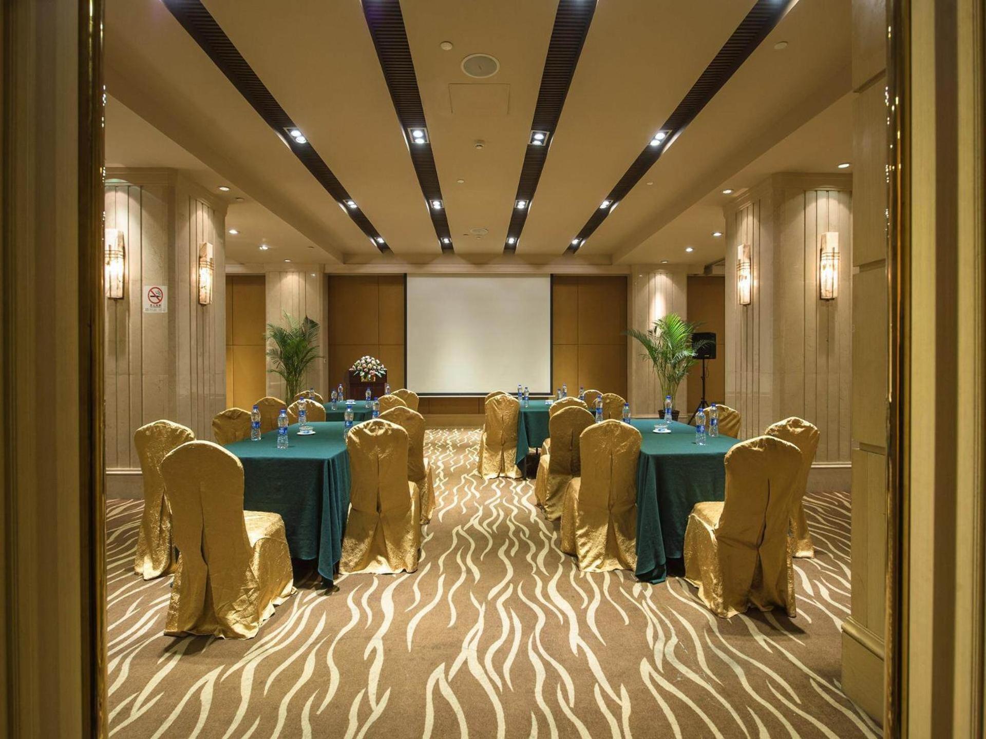 Park Inn By Radisson Shanghai Downtown Esterno foto
